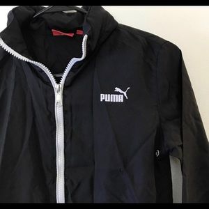 Puma boys large windbreaker. Fits women’s small!
